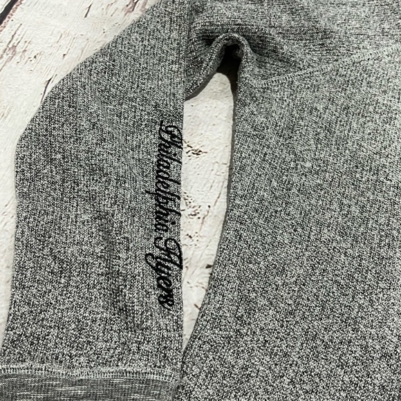 Women's Philadelphia Flyers NHL Gray Hoodie Jumper Pullover Sweatshirt - Picture 4 of 7